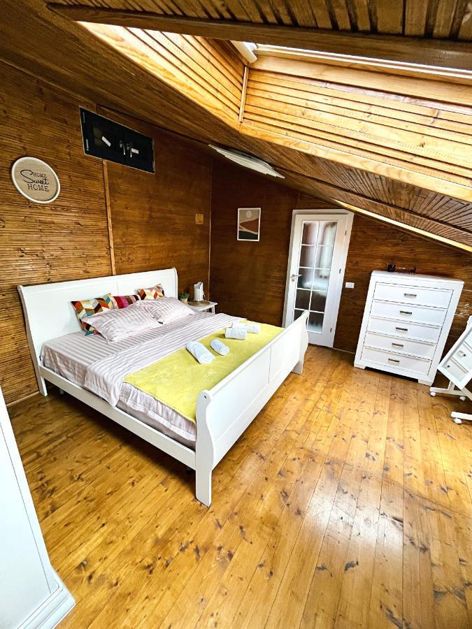 Appartamento Mansion 10 Bucarest Esterno foto